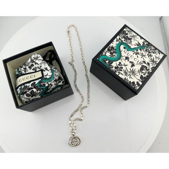GUCCI Interlocking GG Necklace 20" with Green Snake Box & Dust Bag - Picture 15 of 16
